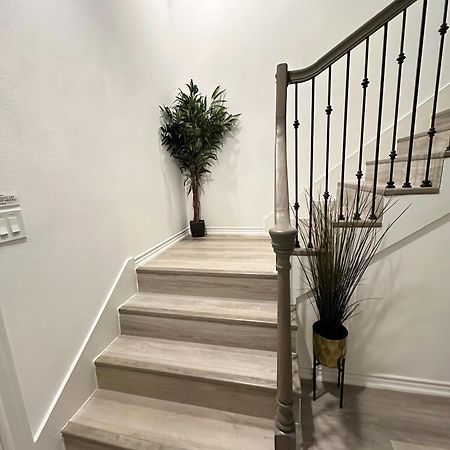 Luxe Three Story Duplex Near Downtown & Med Center Villa Houston Exterior foto