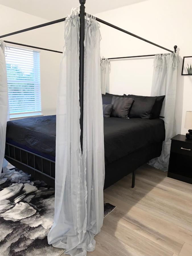 Luxe Three Story Duplex Near Downtown & Med Center Villa Houston Exterior foto