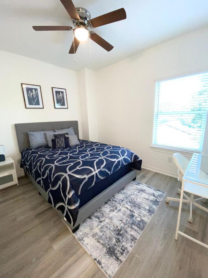 Luxe Three Story Duplex Near Downtown & Med Center Villa Houston Exterior foto